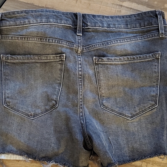 Old Navy Black/Grey Denim Shorts - Picture 2 of 2
